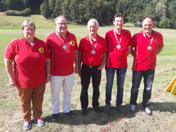 Coupe de la Broye 2018 à Villeneuve. De gauche à droite: Christiane Garo, Roland Garo, Armin Trueb, Jean-Marc Berset, Claude Rey